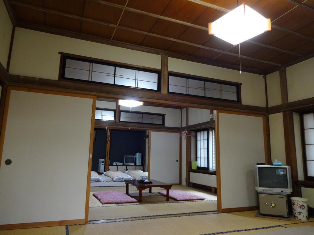 Hakuba Ski-Kan Esterno foto